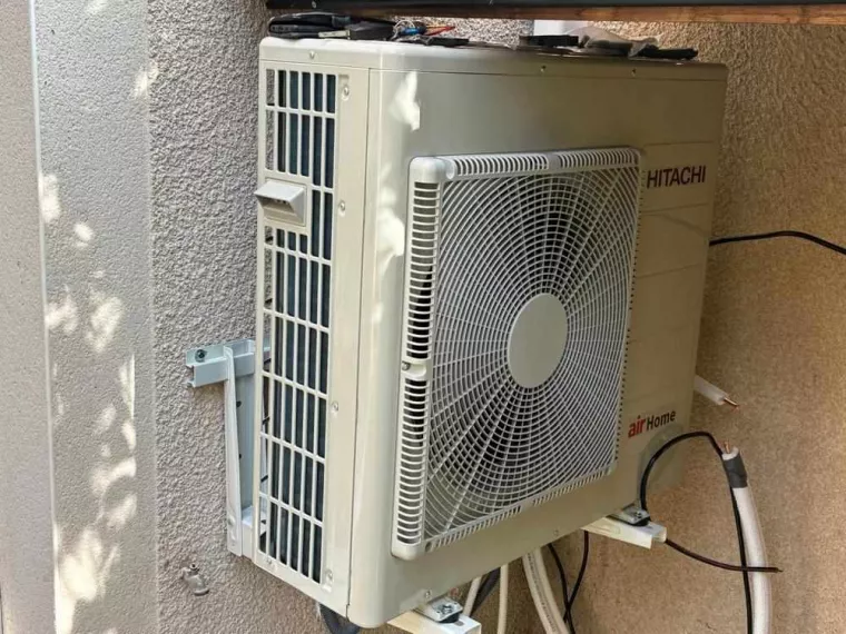 Installation de pompe à chaleur air-air dans une maison individuelle, Toulouse, ECO'NRJ